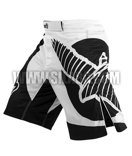 HAYABUSA FIGHTWEAR Chikara Fight Shorts /Black/